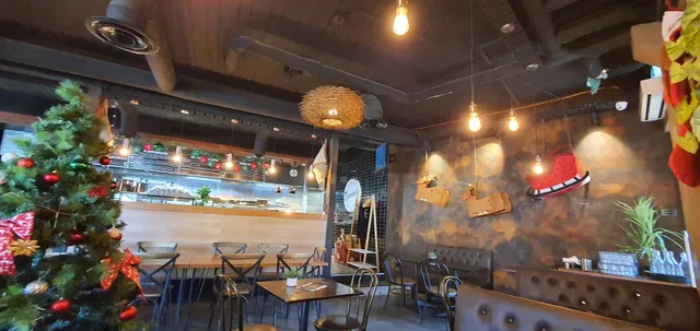Spinner's Souvlaki Bar And Grill
