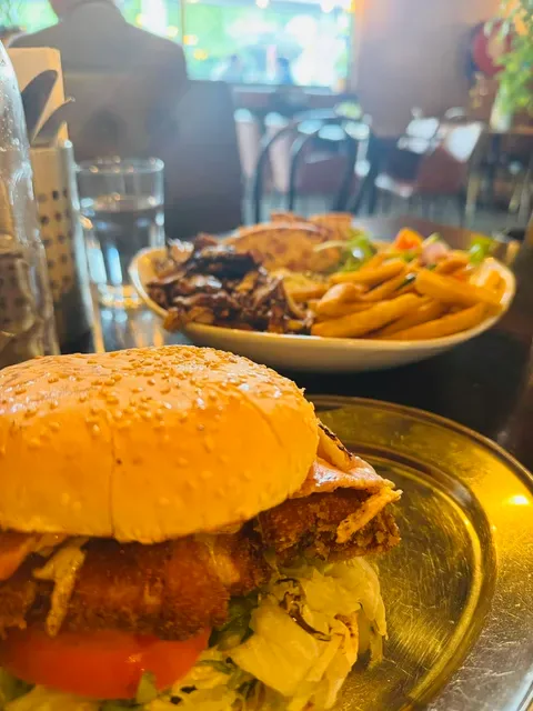 Spinner's Souvlaki Bar And Grill
