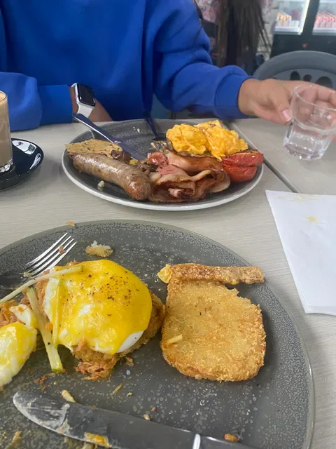 Split Bean Cafe