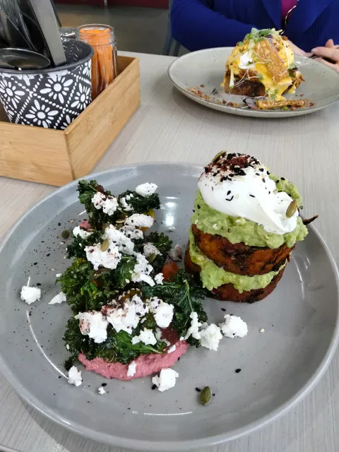 Split Bean Cafe