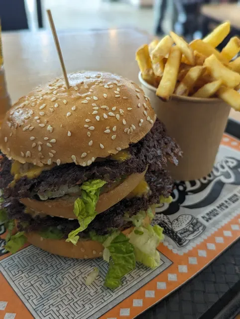St. Burgs Caroline Springs