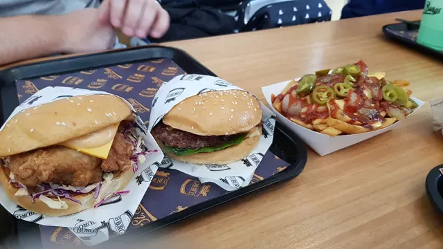 St. Burgs Caroline Springs