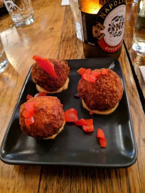 St LuJa | Cocktail Bar with an Irish accent