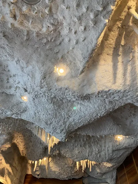 Stalactites Restaurant