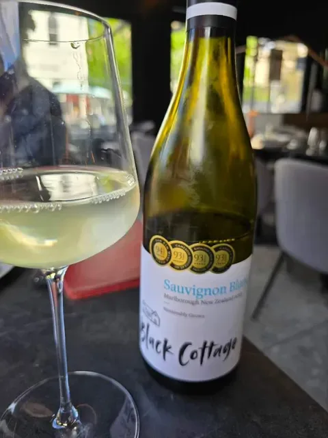Stella Restaurant and Bar