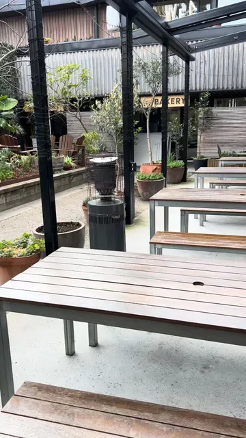 STREAT Cromwell Cafe