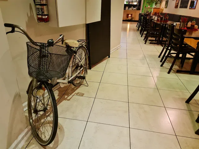 STR'EAT PHO