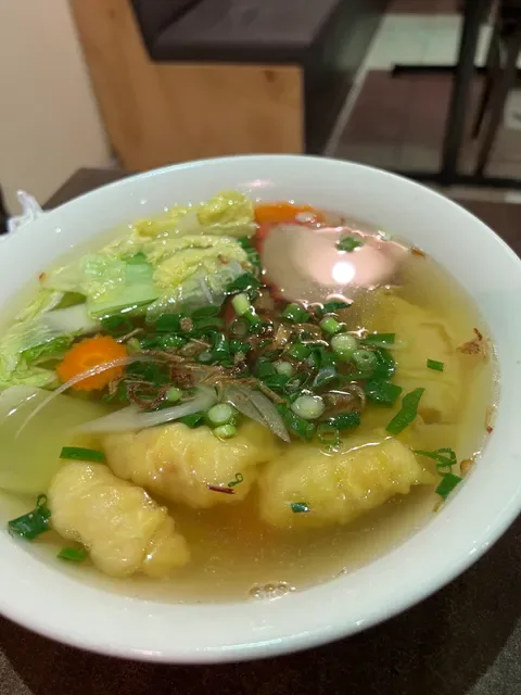 STR'EAT PHO