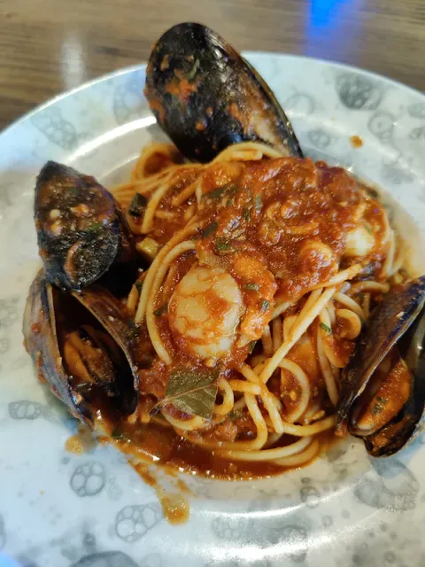 Stuzzichino Restaurant & Bar