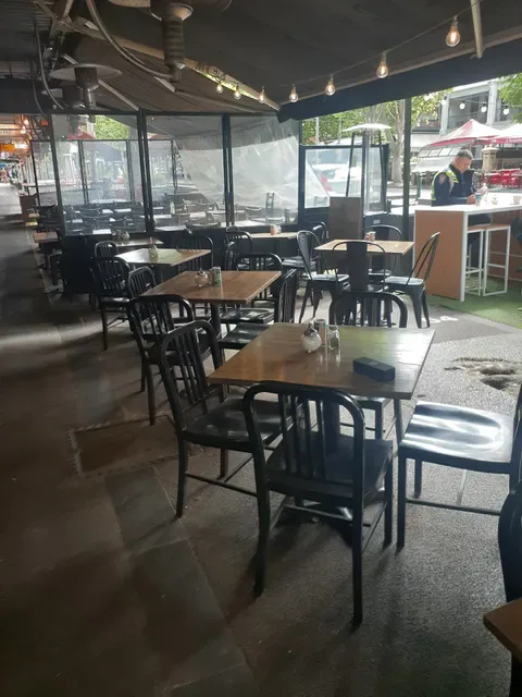 Stuzzichino Restaurant & Bar