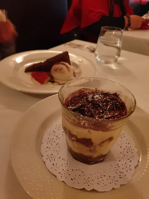 SUD Food and Wine