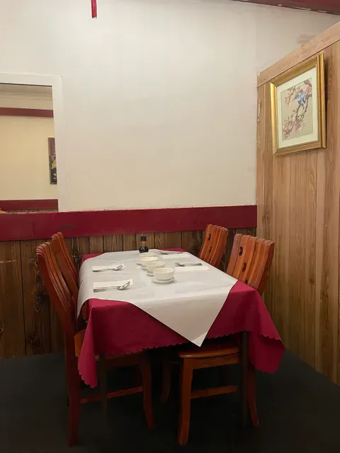 Sun & Mei Chinese and Thai Restaurant