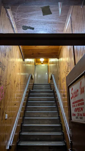 Supper Inn