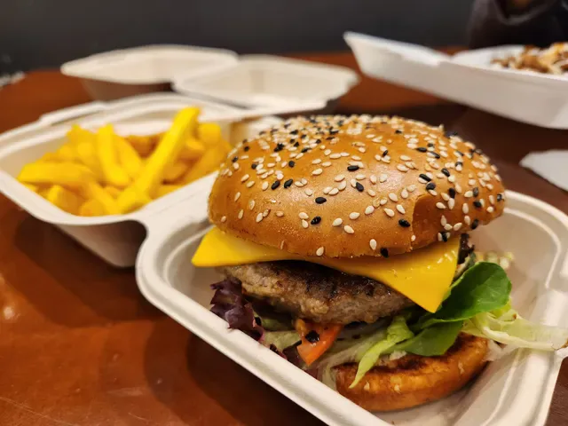 Swanston Halal Food Centre