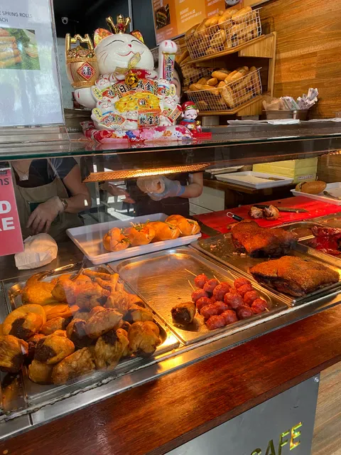 T&L - Bakery & Café