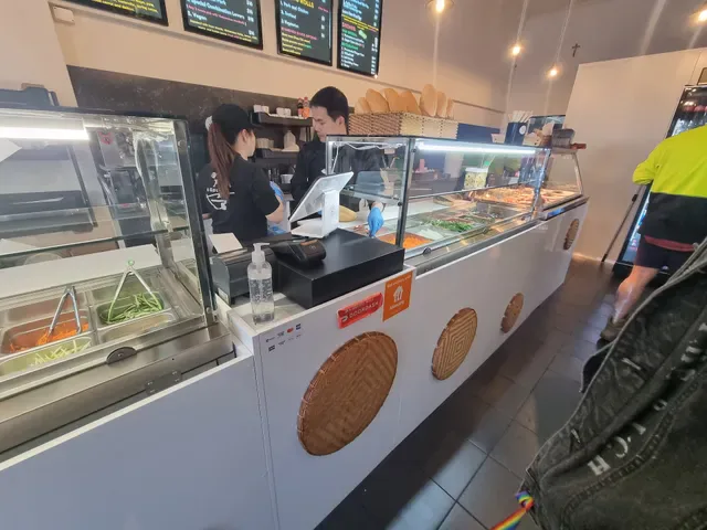 T&L - Bakery & Café