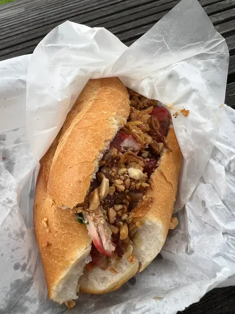 T&L - Bakery & Café