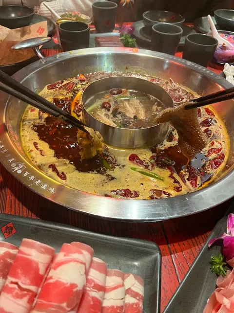Tan Hotpot
