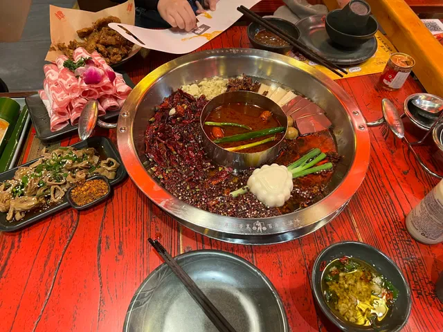 Tan Hotpot