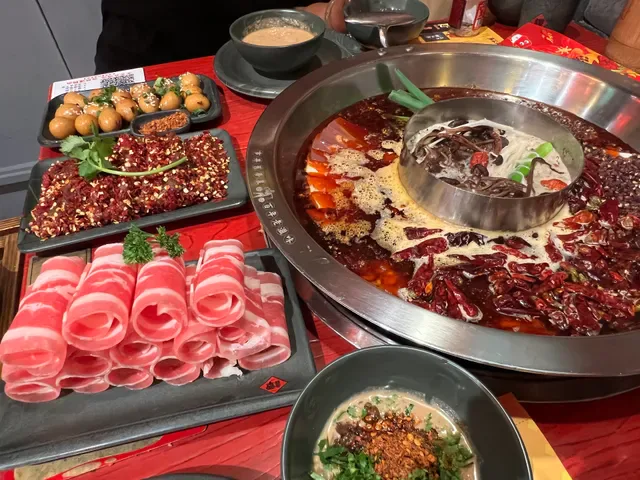 Tan Hotpot