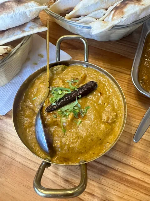 T&T CAFE AND RESTAURANT