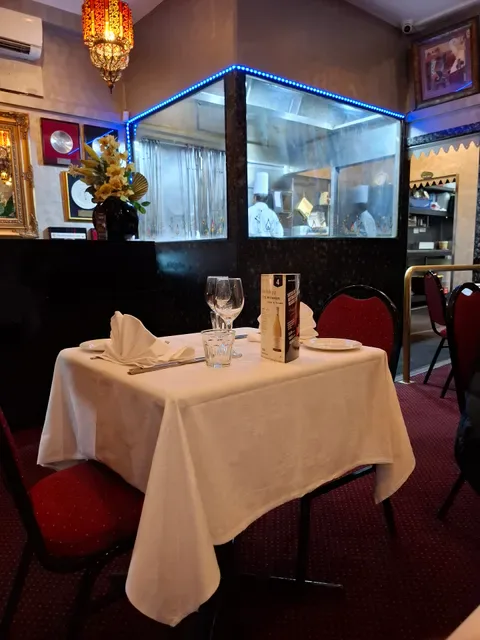 Tandoori Den