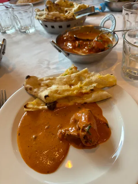 Tandoori Den