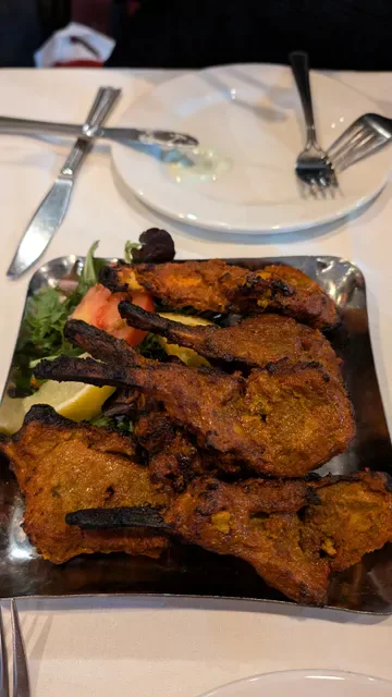 Tandoori Den
