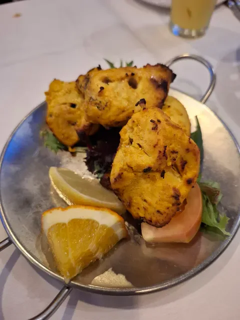 Tandoori Den