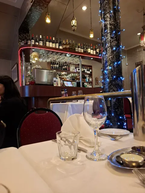 Tandoori Den