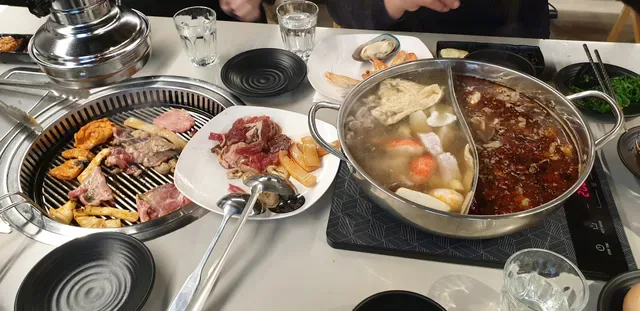 TEN BBQ & HOTPOT
