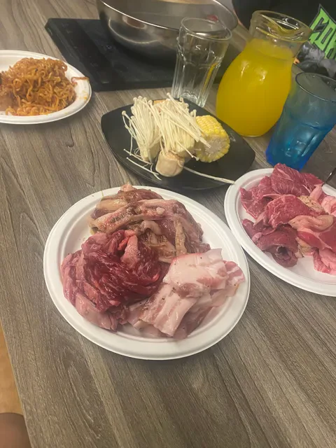 TEN BBQ & HOTPOT