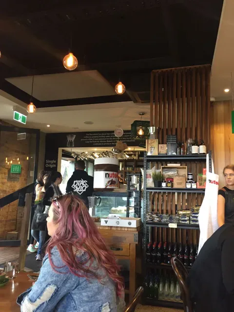 Ten One Ate cafe