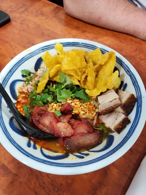 Thai Asia Unique Cafe & Tavern