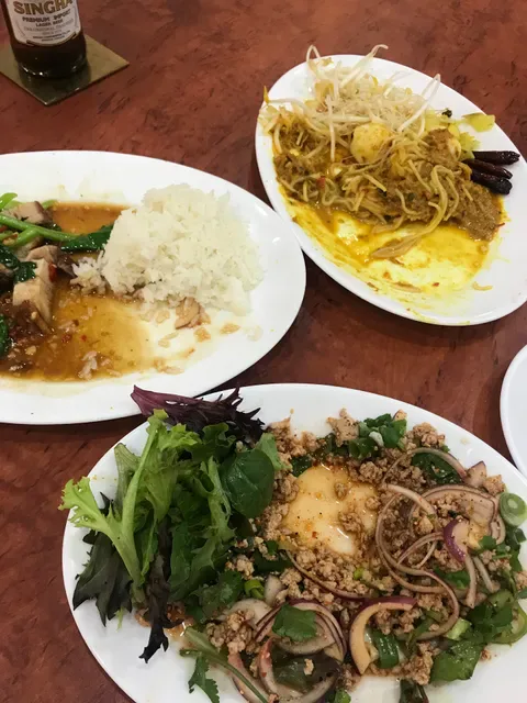 Thai Asia Unique Cafe & Tavern