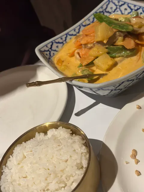 Thai Tables