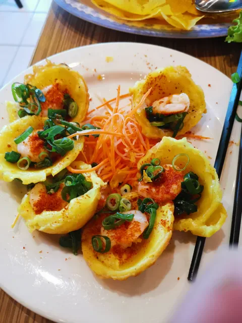 Thanh Ha 2