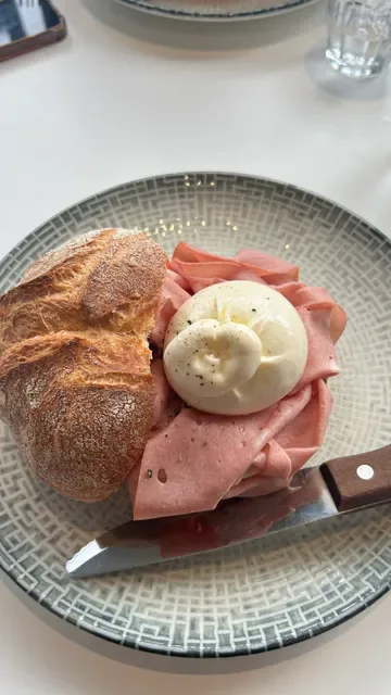 That's Amore Cheese