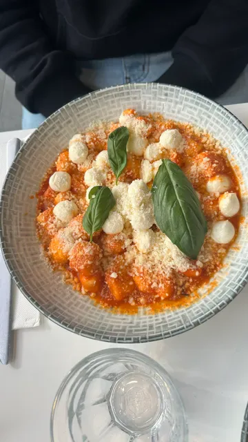 That's Amore Cheese