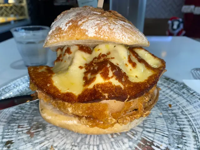 That's Amore Cheese