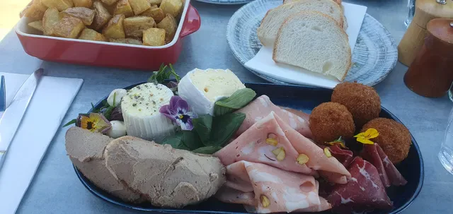 That's Amore Cheese