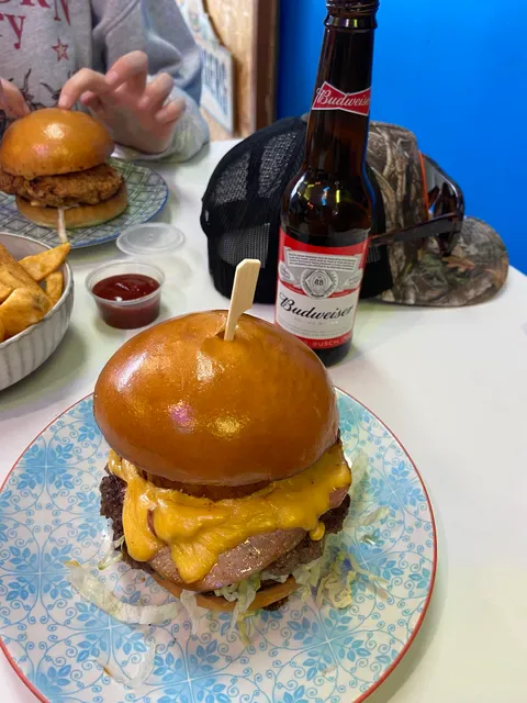 The Best Burger Bar
