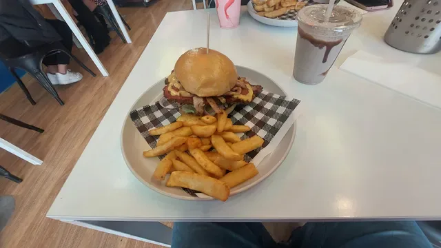 The Best Burger Bar