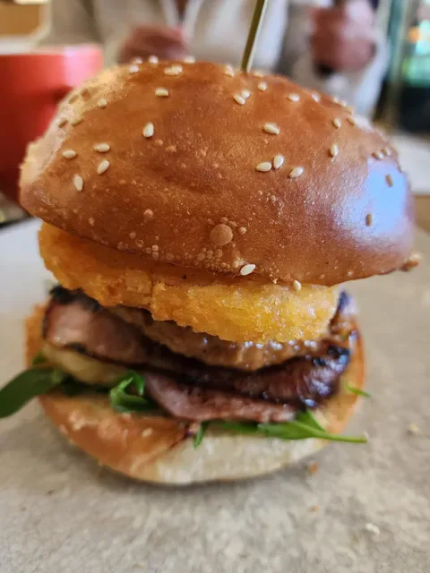 The Blackthorn Cafe