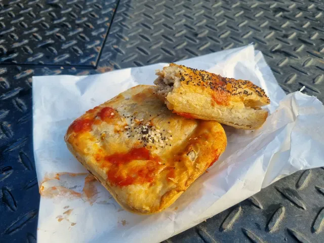 Donnelly's Bakehouse (formerly The Bread Spot)