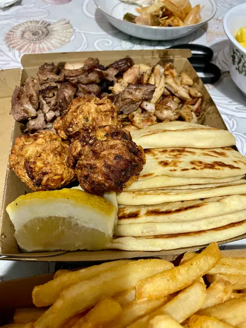 The Brotherhood Yiros & Grill