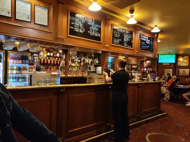 The Charles Dickens Tavern