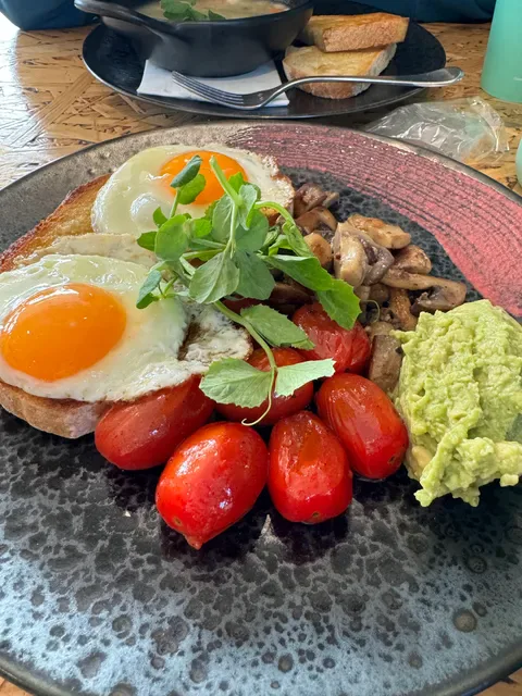 The Corner Pantry Cafe