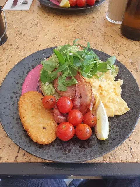 The Corner Pantry Cafe