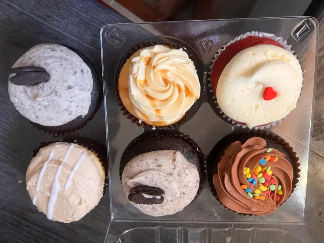 The Cupcake Queens